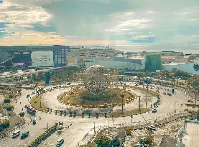 Отель Shell Residences - Moa Манила